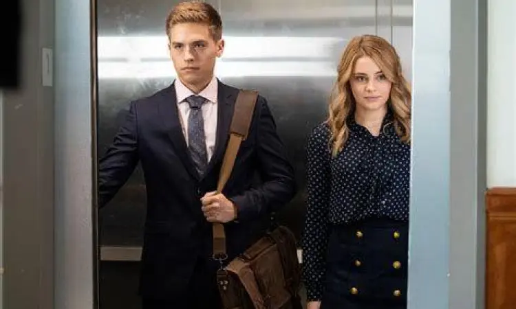 Dylan Sprouse sebagai Trevor Matthews