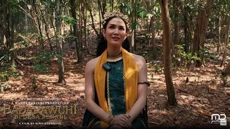 Badarawuhi KKN Desa Penari Badarawuhi menari di hutan