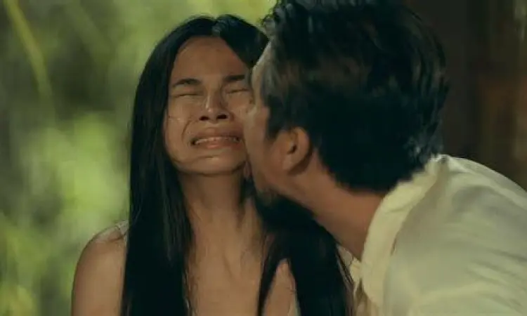 Akting Angeli Khang dalam film Selina's Gold 2022