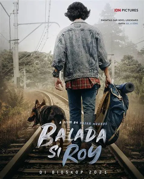 Abidzar Al Ghifari sebagai Roy Abidzar Al Ghifari memerankan karakter Roy dengan jaket denim ikonik