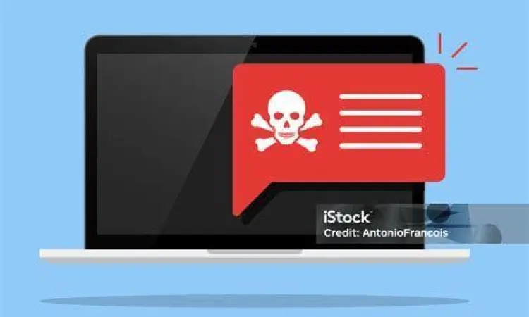 Ancaman Malware Streaming Ilustrasi serangan malware pada perangkat saat streaming ilegal