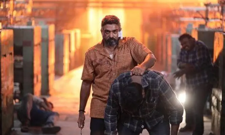 Adegan Emosional Maharaja Potongan adegan Vijay Sethupathi dalam film Maharaja