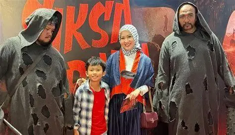 Gala Premiere Siksa Neraka Para pemeran film Siksa Neraka saat premiere