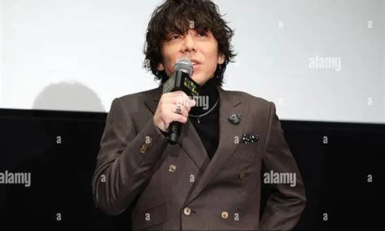 Sutradara Daisuke Miura di balik layar pembuatan film