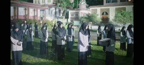 Ritual Qorin adegan ritual pemanggilan jin qorin