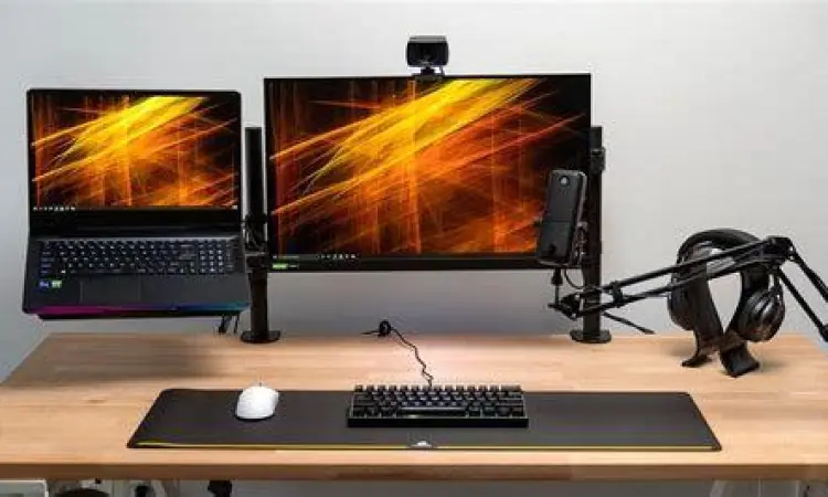 Menonton film secara legal menggunakan laptop