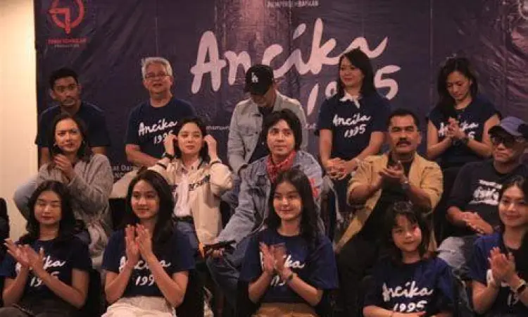 Behind the Scenes Ancika 1995 Proses syuting film Ancika 1995 di lokasi ikonik Bandung