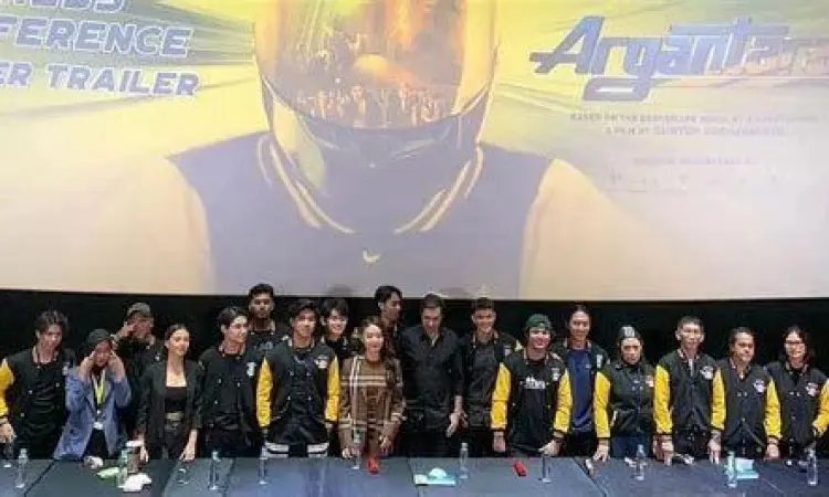 Aksi geng motor Agberos dalam film Argantara