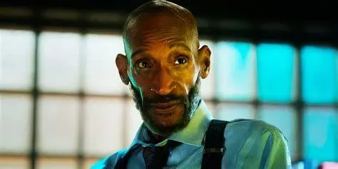 Kembalinya Tony Todd Tony Todd sebagai William Bludworth di Final Destination