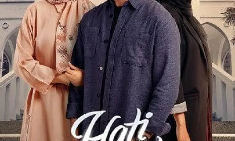 Adegan Alina Suhita Nadya Arina sebagai Alina Suhita dalam film Hati Suhita