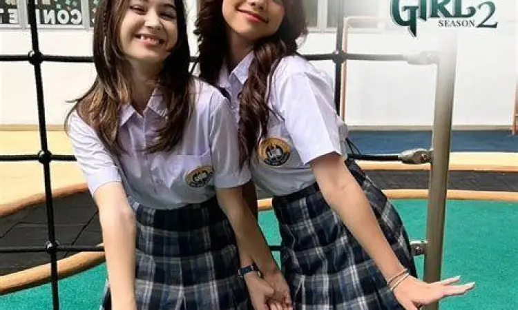 Sandrinna Michelle sebagai Vanya Sandrinna Michelle bergabung di My Nerd Girl Season 2