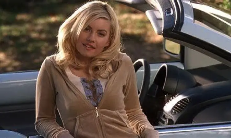 Danielle dalam film The Girl Next Door