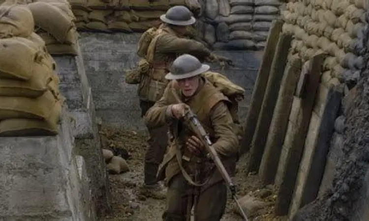 Sinematografi film 1917 di parit pertahanan