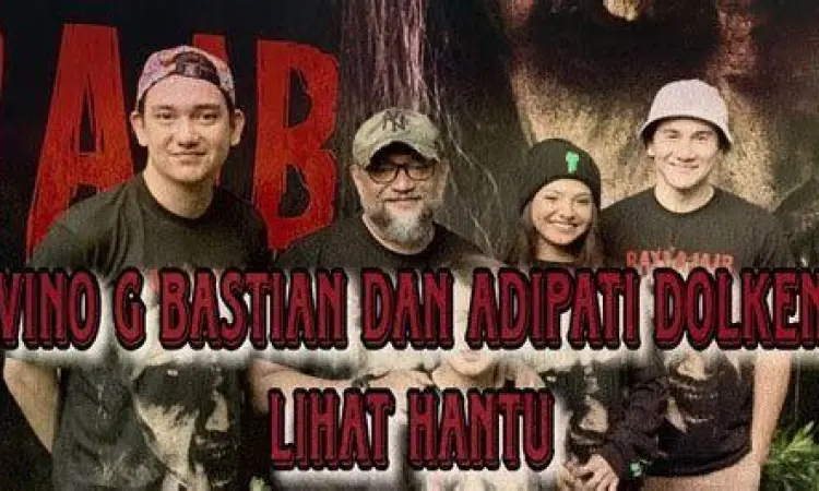 Vino G Bastian dan Adipati Dolken dalam Bayi Ajaib