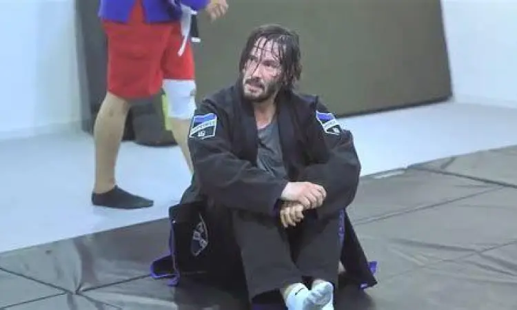 Latihan senjata Keanu Reeves untuk John Wick 2