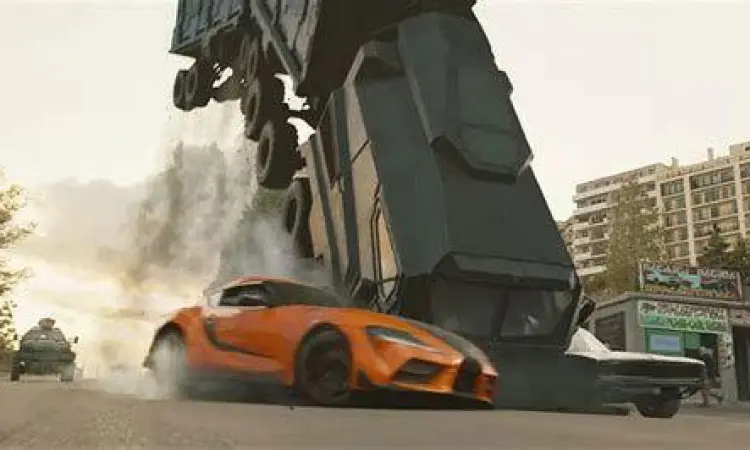 Aksi kejar-kejaran mobil menggunakan magnet di Fast and Furious 9