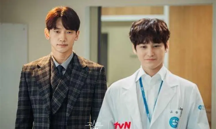 Adegan Rain dan Kim Bum di rumah sakit dalam drama Ghost Doctor