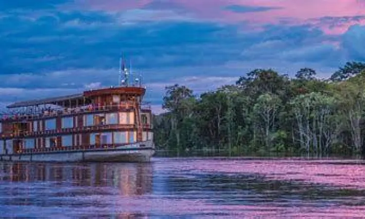 Pemandangan sungai Amazon dalam film Jungle Cruise