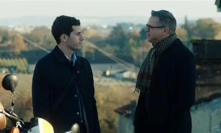 Latar Tempat Lie with Me Sinematografi pedesaan Prancis dalam film Lie with Me